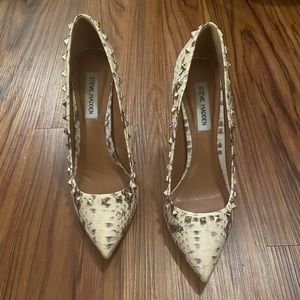 Steve Madden animal print heel